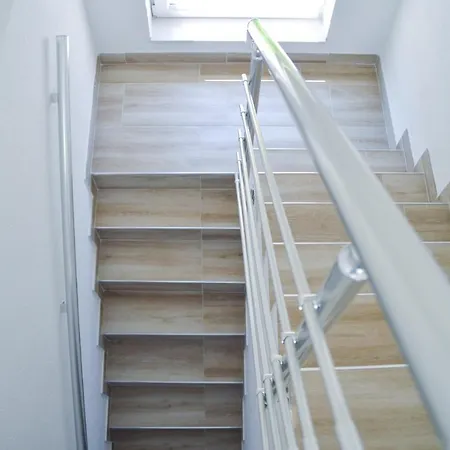 “centar “ Apartament